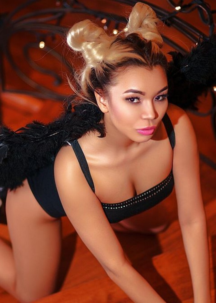 Индивидуалка Эля фото № 2 в городе Евпатория