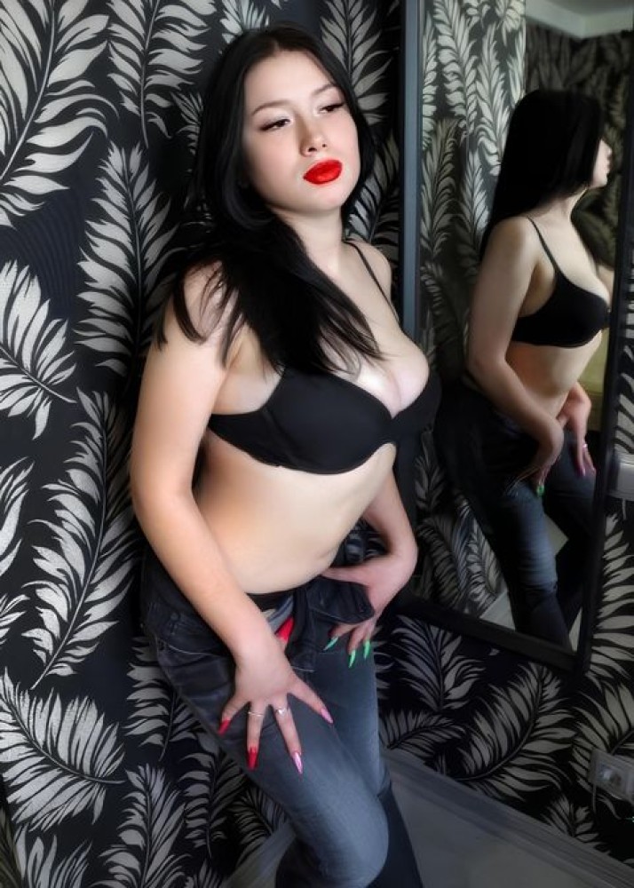 Индивидуалка Карина фото № 2 в городе Евпатория